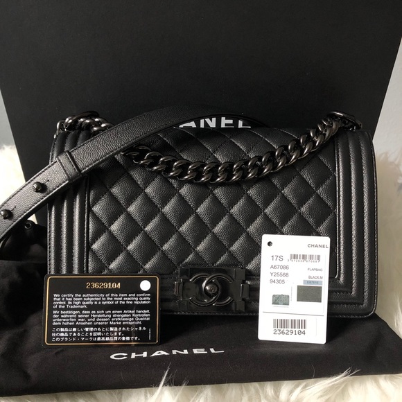 🚫SOLD🚫Rare Chanel So Black Boy Bag - Picture 2 of 8